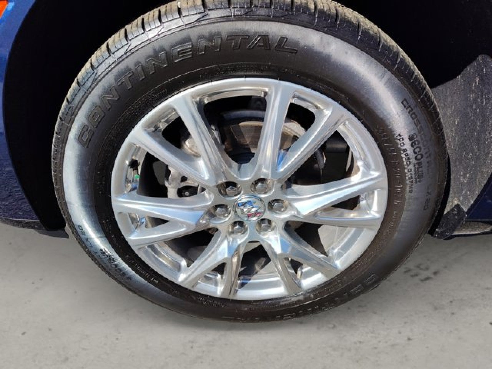 2023 Buick Enclave Essence, Moonroof