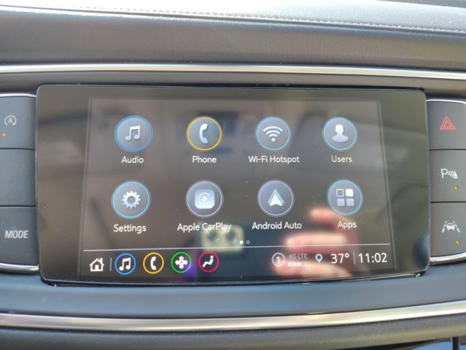 2023 Buick Enclave Essence, Moonroof