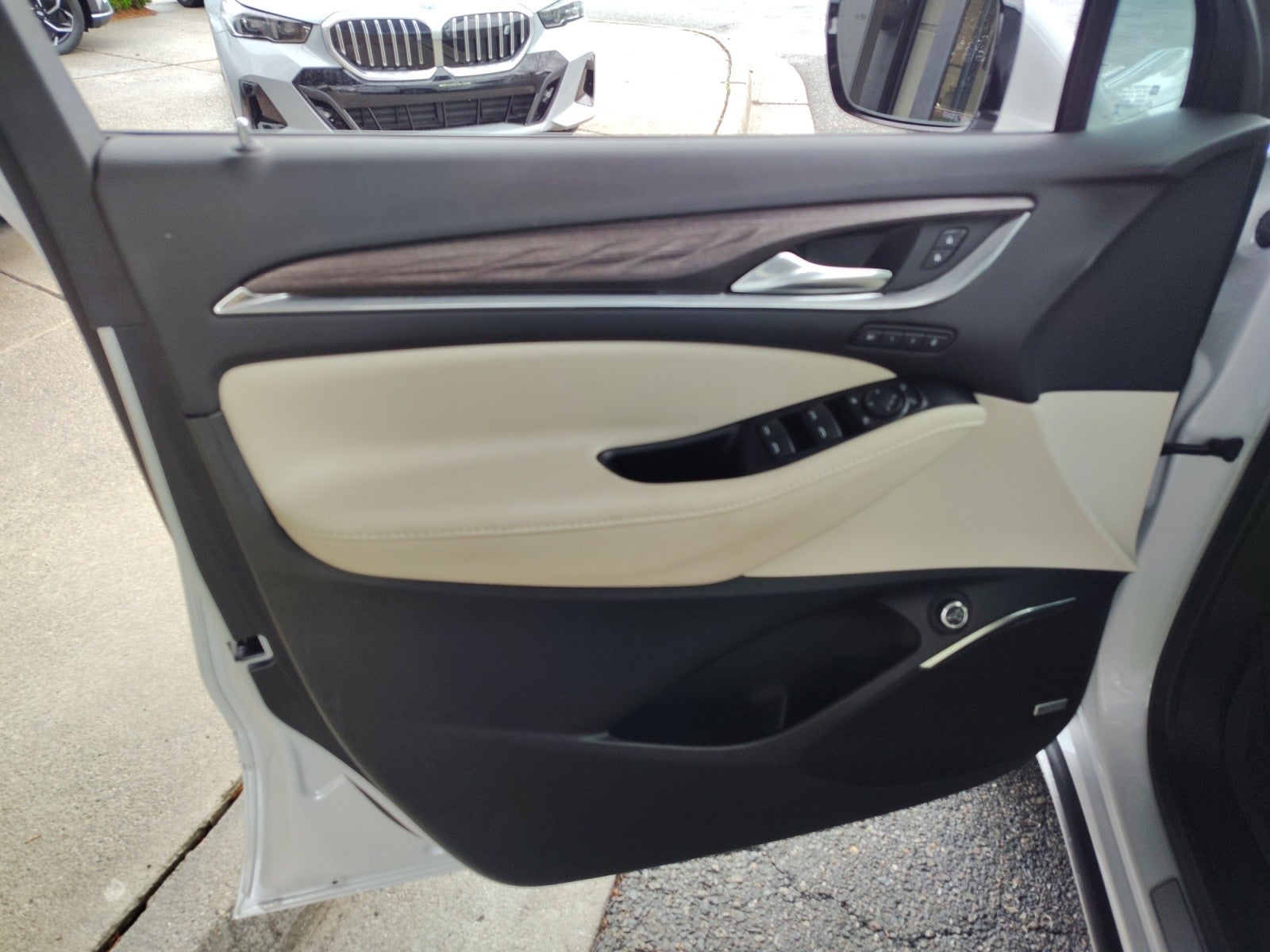 2023 Buick Enclave Avenir AWD | Tech Paclage