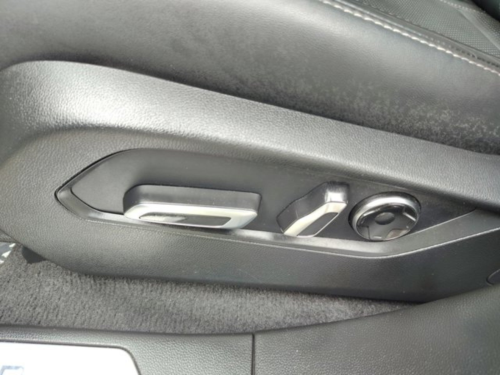 2023 Acura RDX SH-AWD w/Technology Package