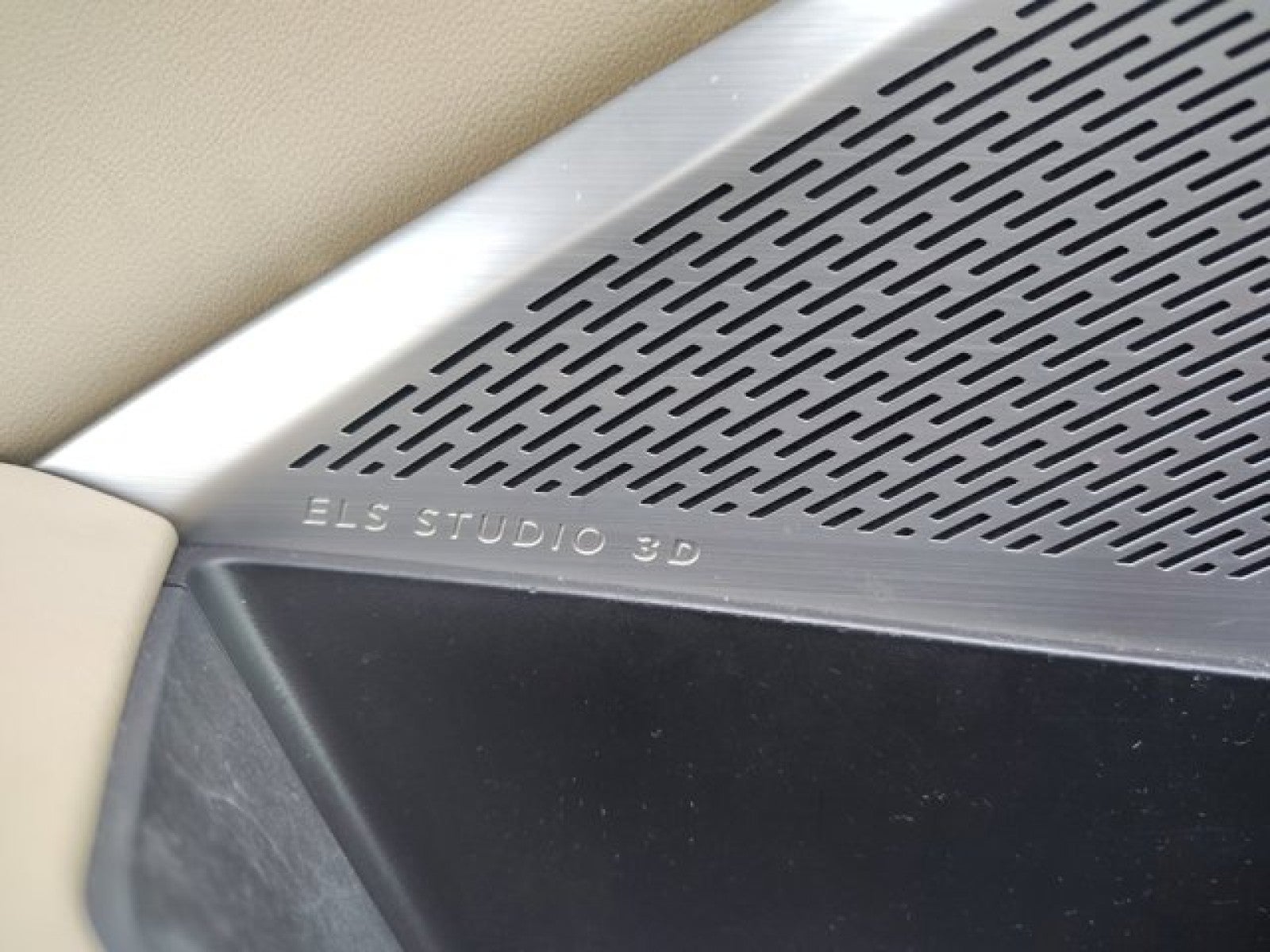 2023 Acura MDX SH-AWD w/Advance Package