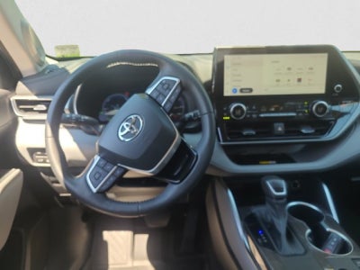 2023 Toyota Highlander Hybrid Platinum AWD