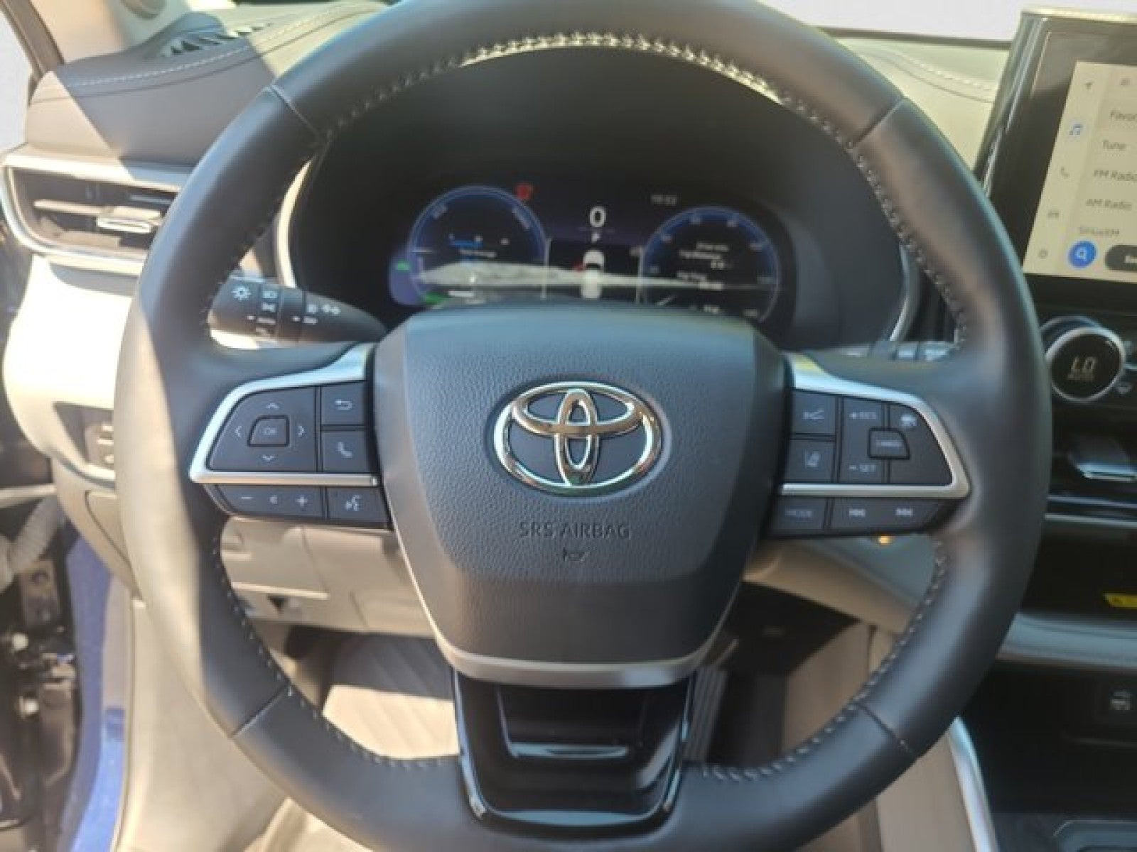 2023 Toyota Highlander Hybrid Platinum AWD