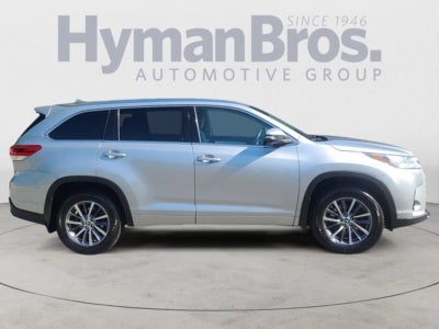 2017 Toyota Highlander SE V6 AWD