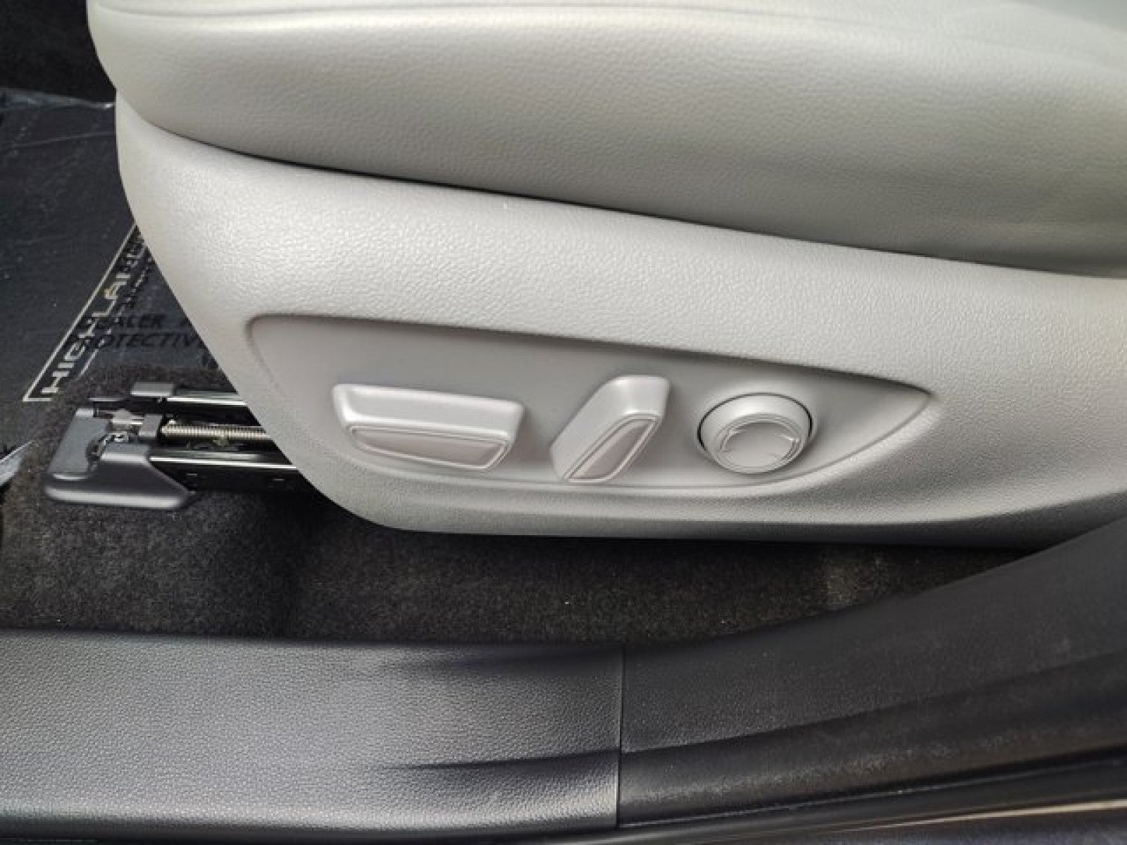 2023 Toyota Highlander XLE AWD