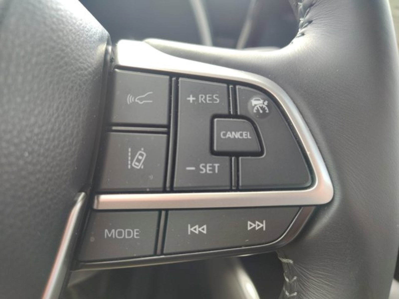 2023 Toyota Highlander XLE AWD