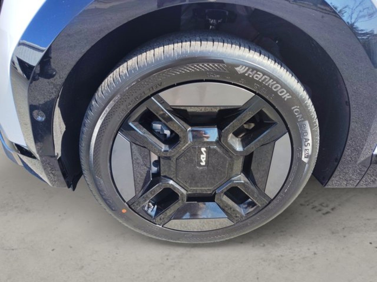 2025 Kia EV9 GT-Line AWD | VIP Seating