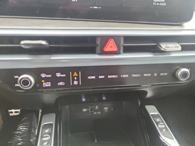 2024 Kia Sorento X-Line SX Prestige AWD, 3rd row, bucket seats