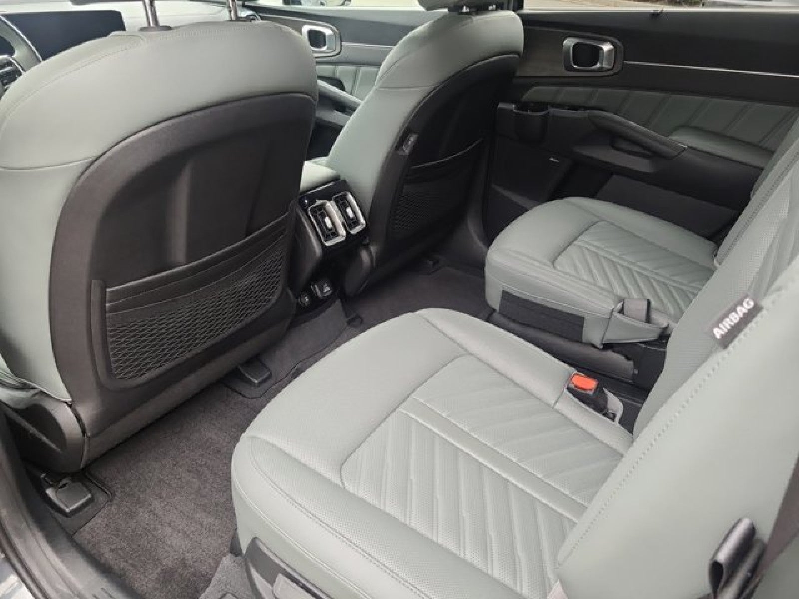 2024 Kia Sorento X-Line SX Prestige AWD, 3rd row, bucket seats