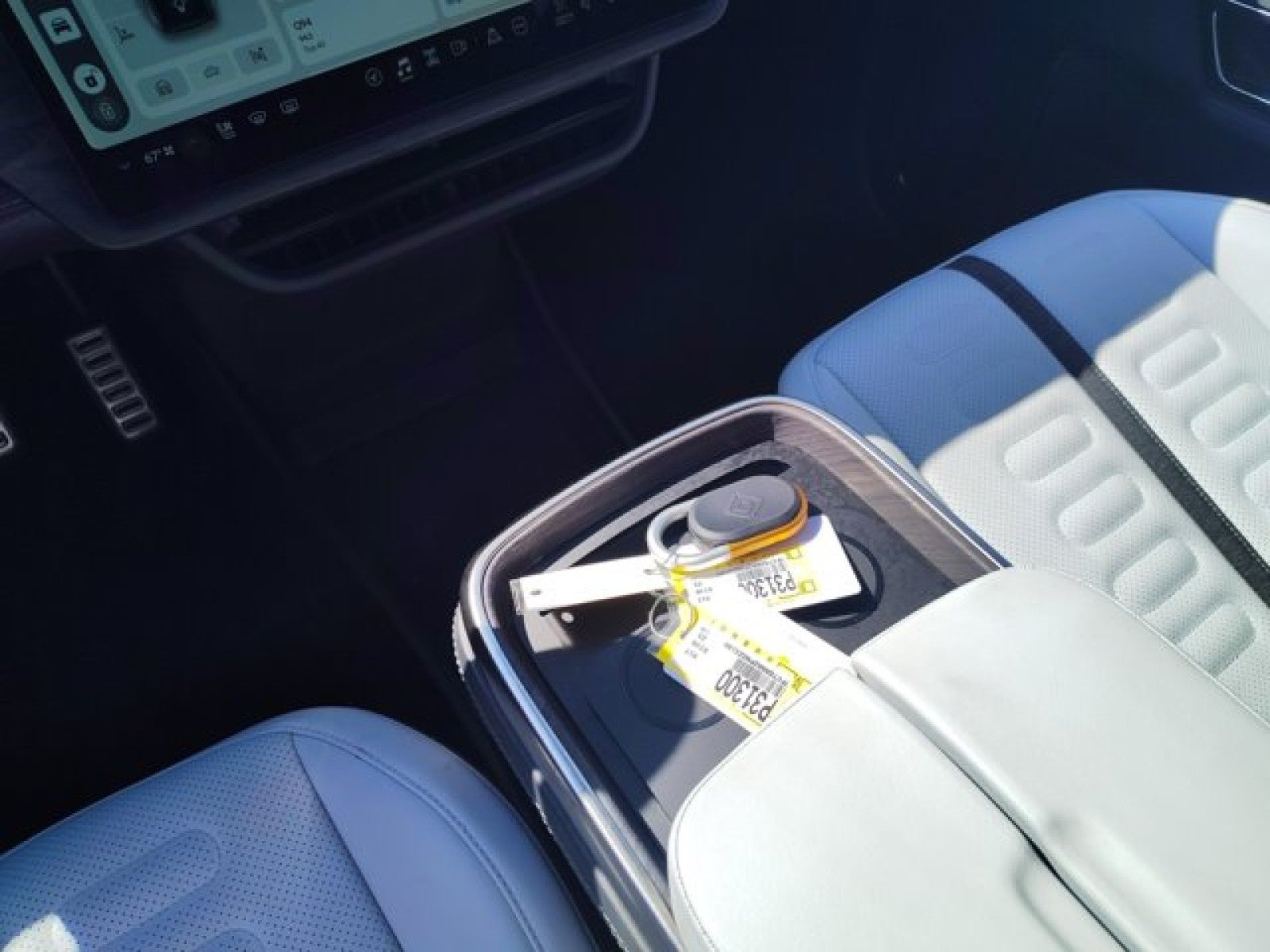 2023 Rivian R1T Adventure Quad-Motor Large Pack