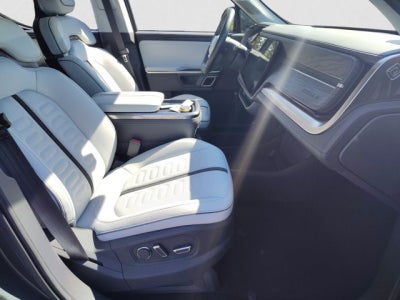 2023 Rivian R1T Adventure Quad-Motor Large Pack