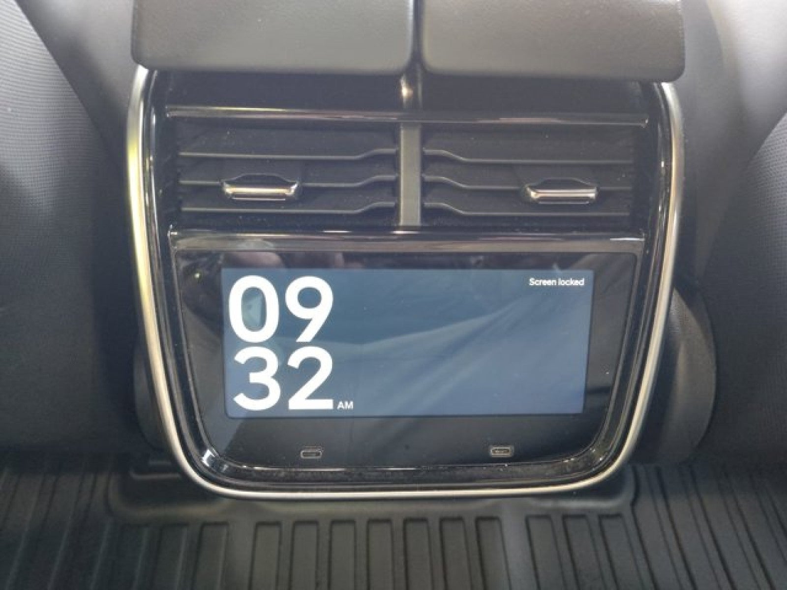 2023 Rivian R1S Adventure Quad-Motor Large Pack