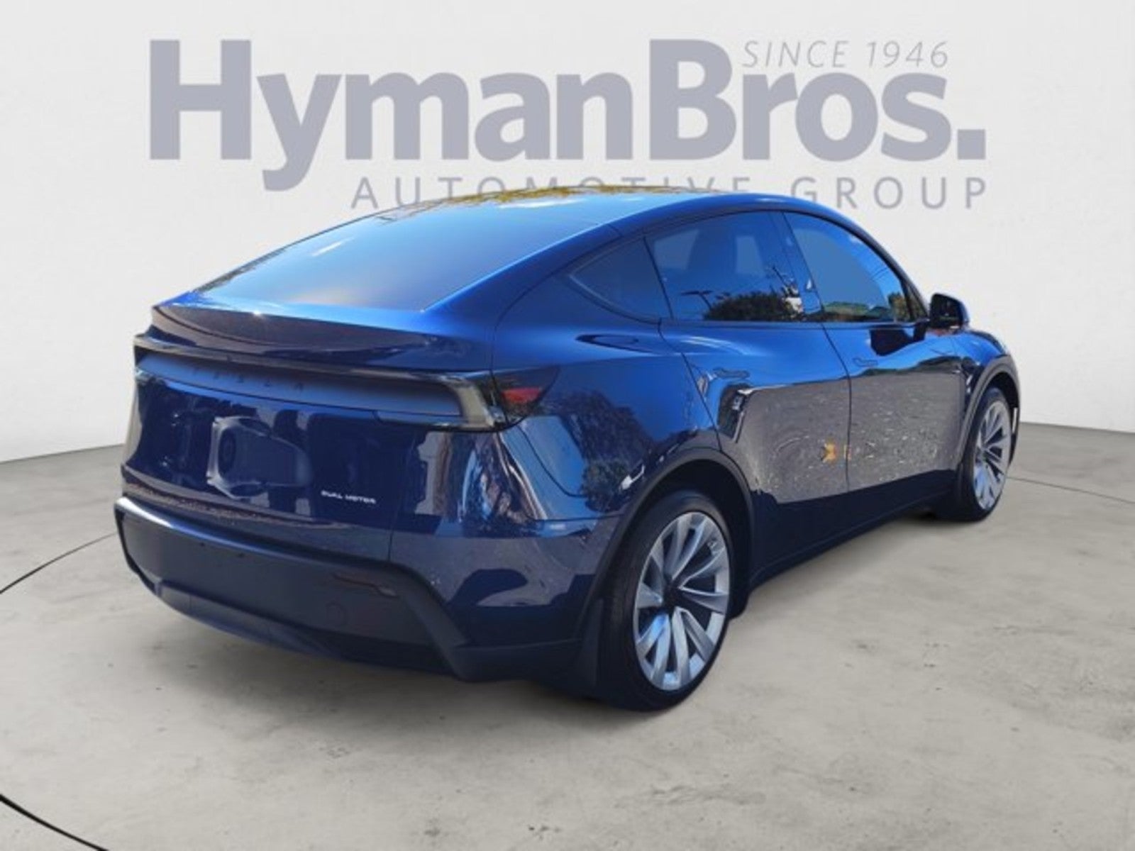 2026 Tesla Model Y Premium AWD | 20 inch Helix wheels