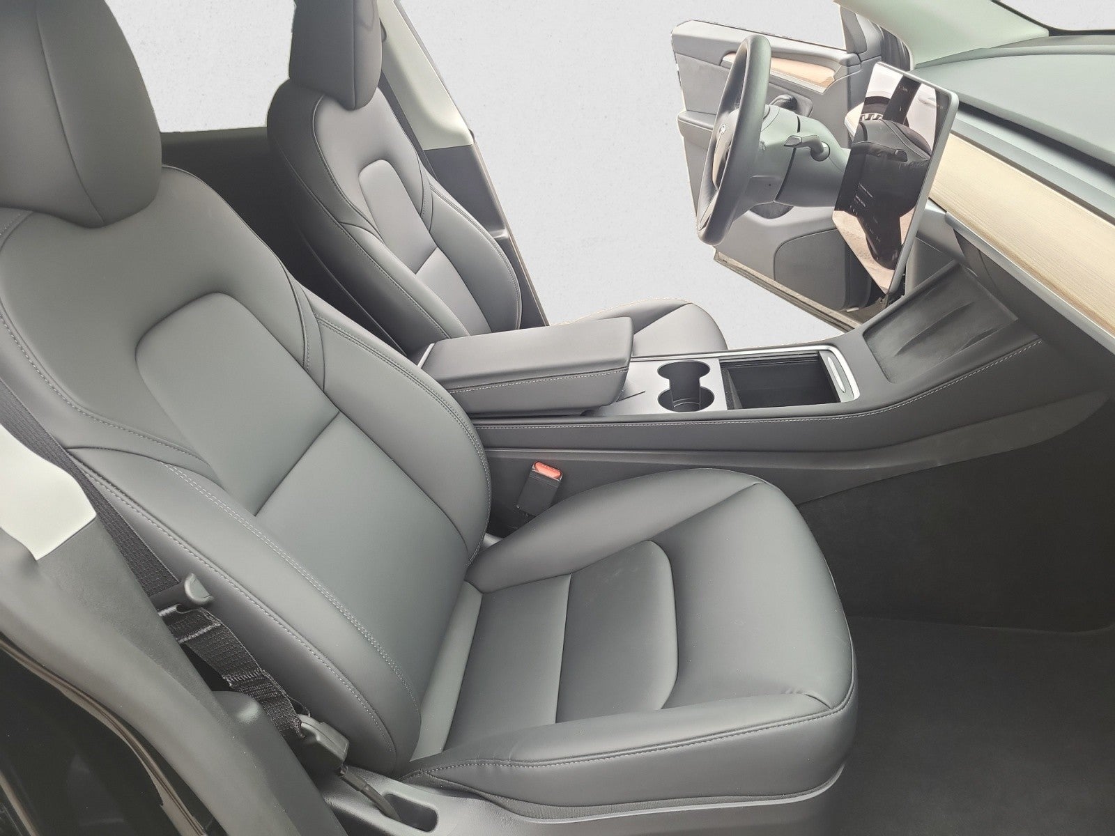 2025 Tesla Model Y Performance AWD