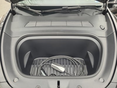 2025 Tesla Model Y Performance AWD