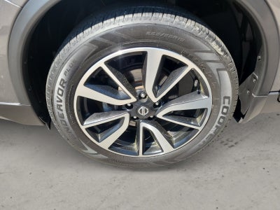 2018 Nissan Rogue SL AWD | Premium, Platinum