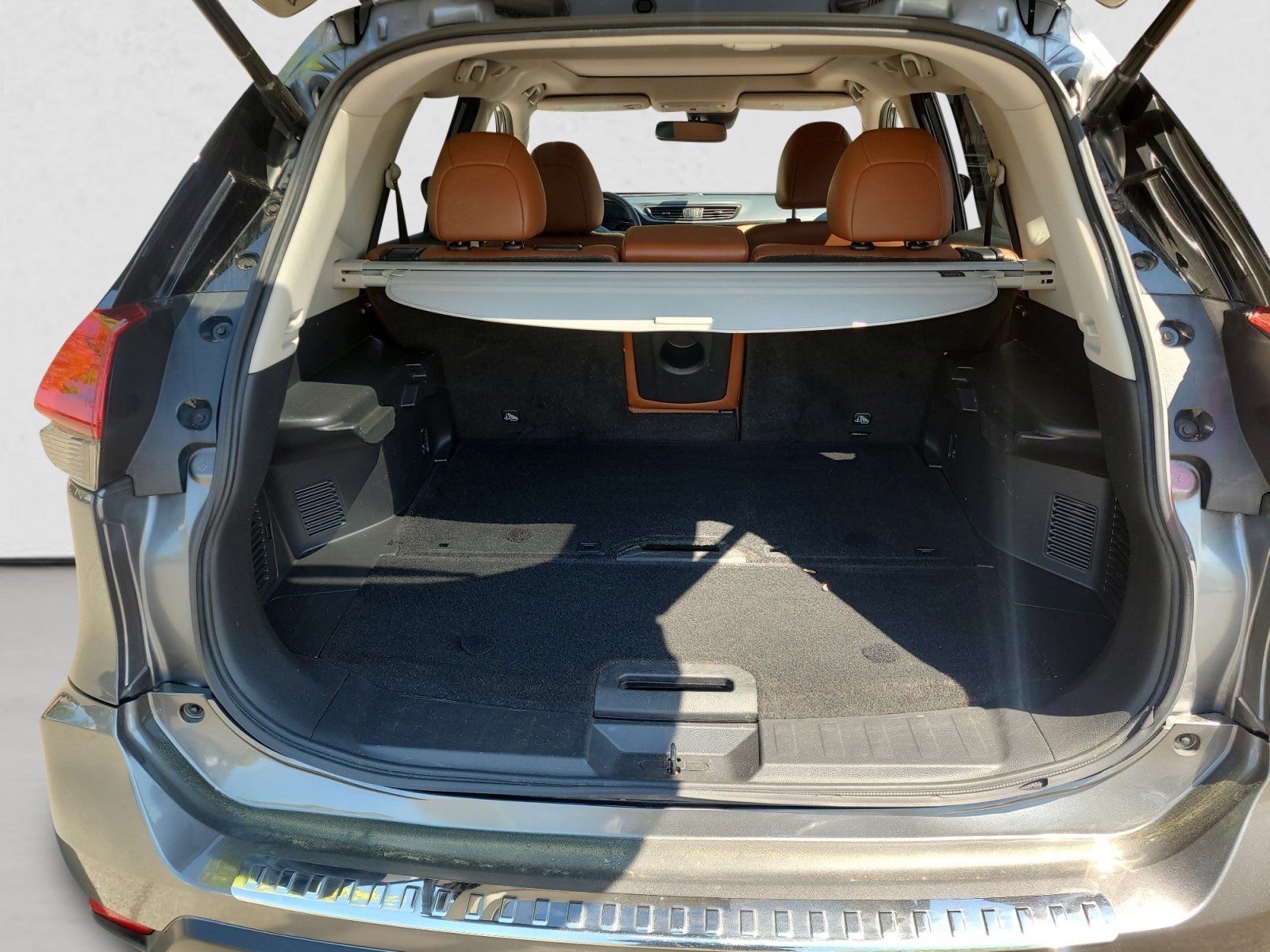 2018 Nissan Rogue SL AWD | Premium, Platinum