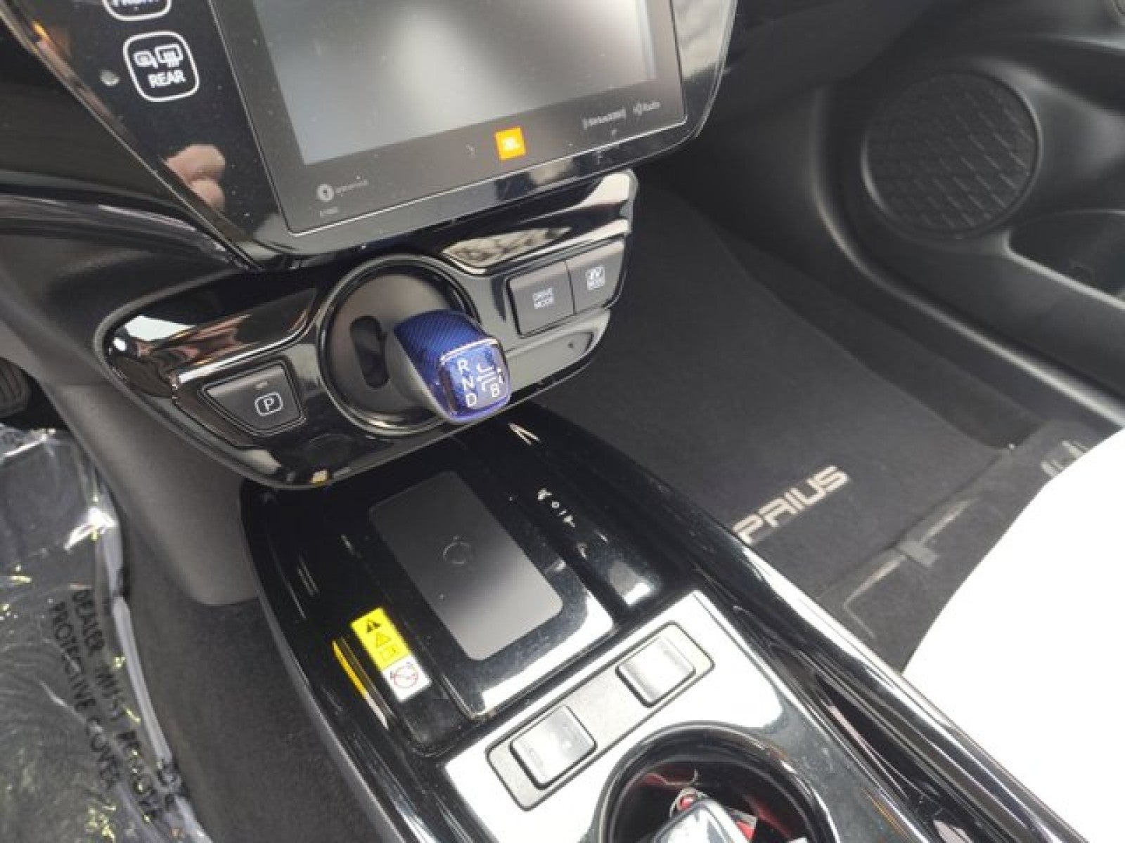 2022 Toyota Prius Limited | Moonroof