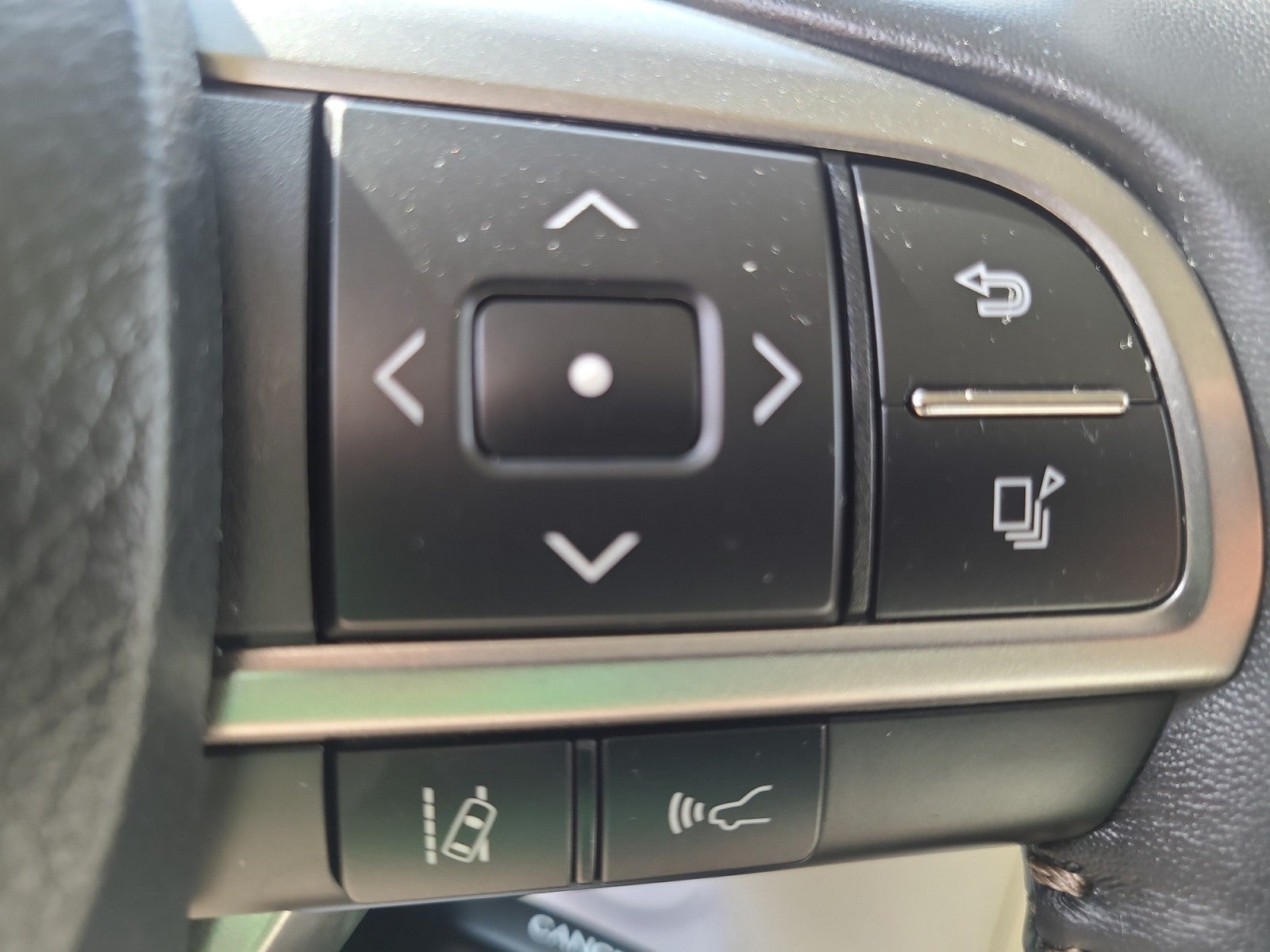 2023 Lexus GX GX 460 Premium 4WD | Captains Chairs