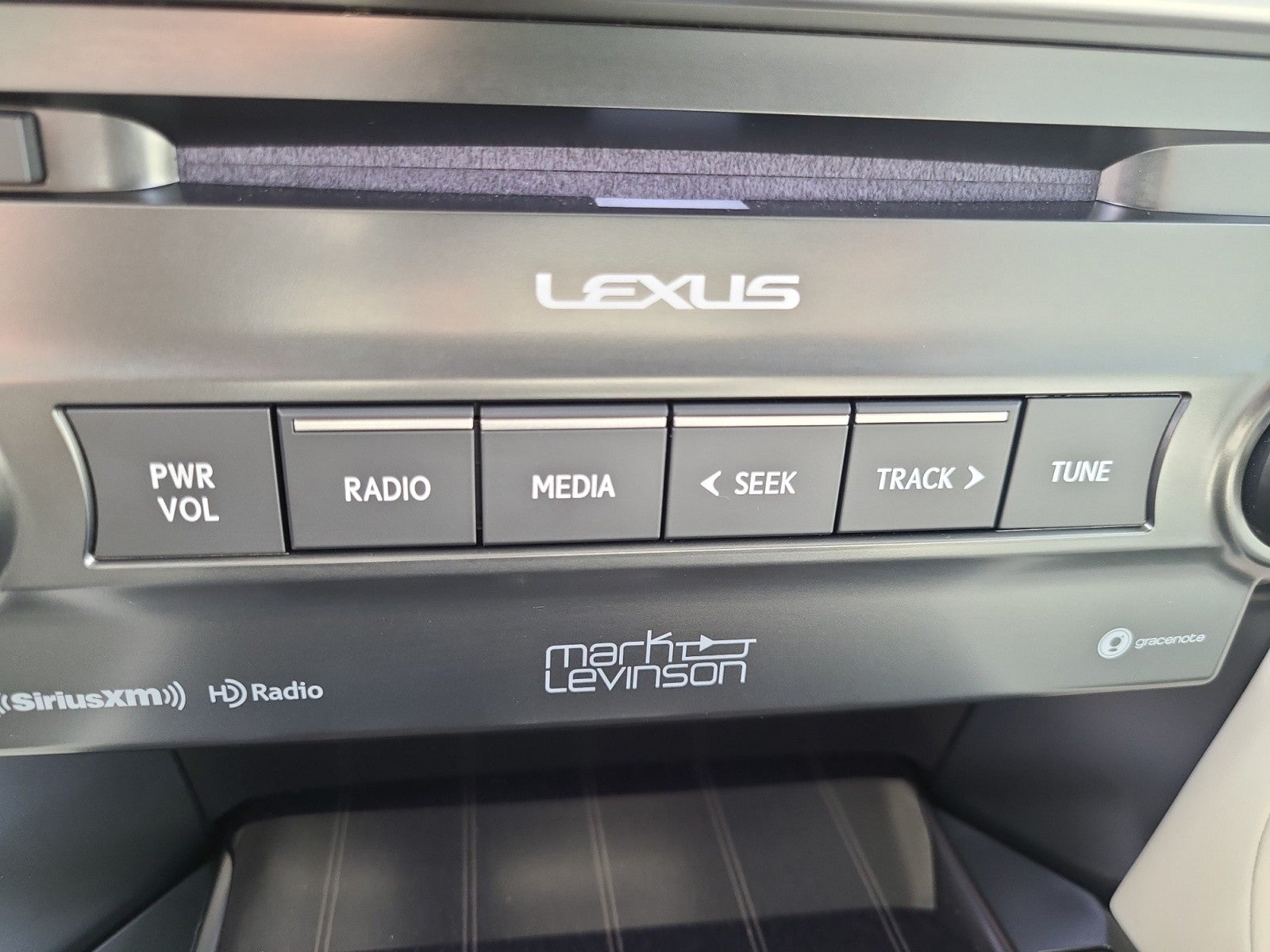 2023 Lexus GX GX 460 Premium 4WD | Captains Chairs