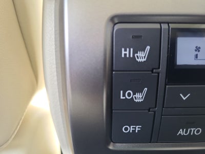 2023 Lexus GX GX 460 Premium 4WD | Captains Chairs