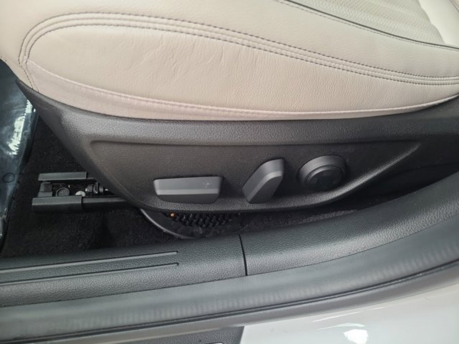 2023 Genesis G70 2.0T AWD | Sport Prestige