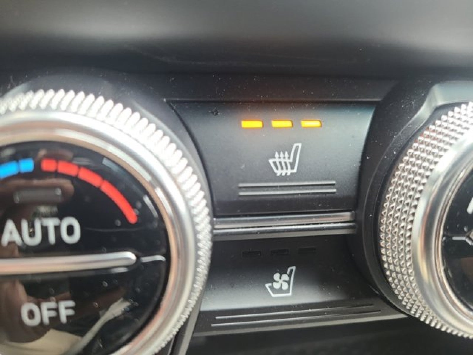 2023 Genesis G70 2.0T AWD | Sport Prestige