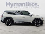 2024 Kia EV9 Land AWD | VIP Seating, Towing Package