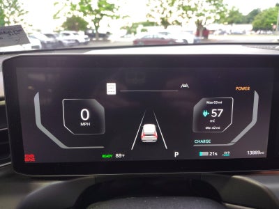 2024 Kia EV9 Land AWD | VIP Seating, Towing Package