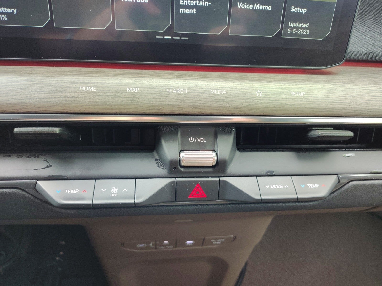 2024 Kia EV9 Land | VIP Seating, Towing Package