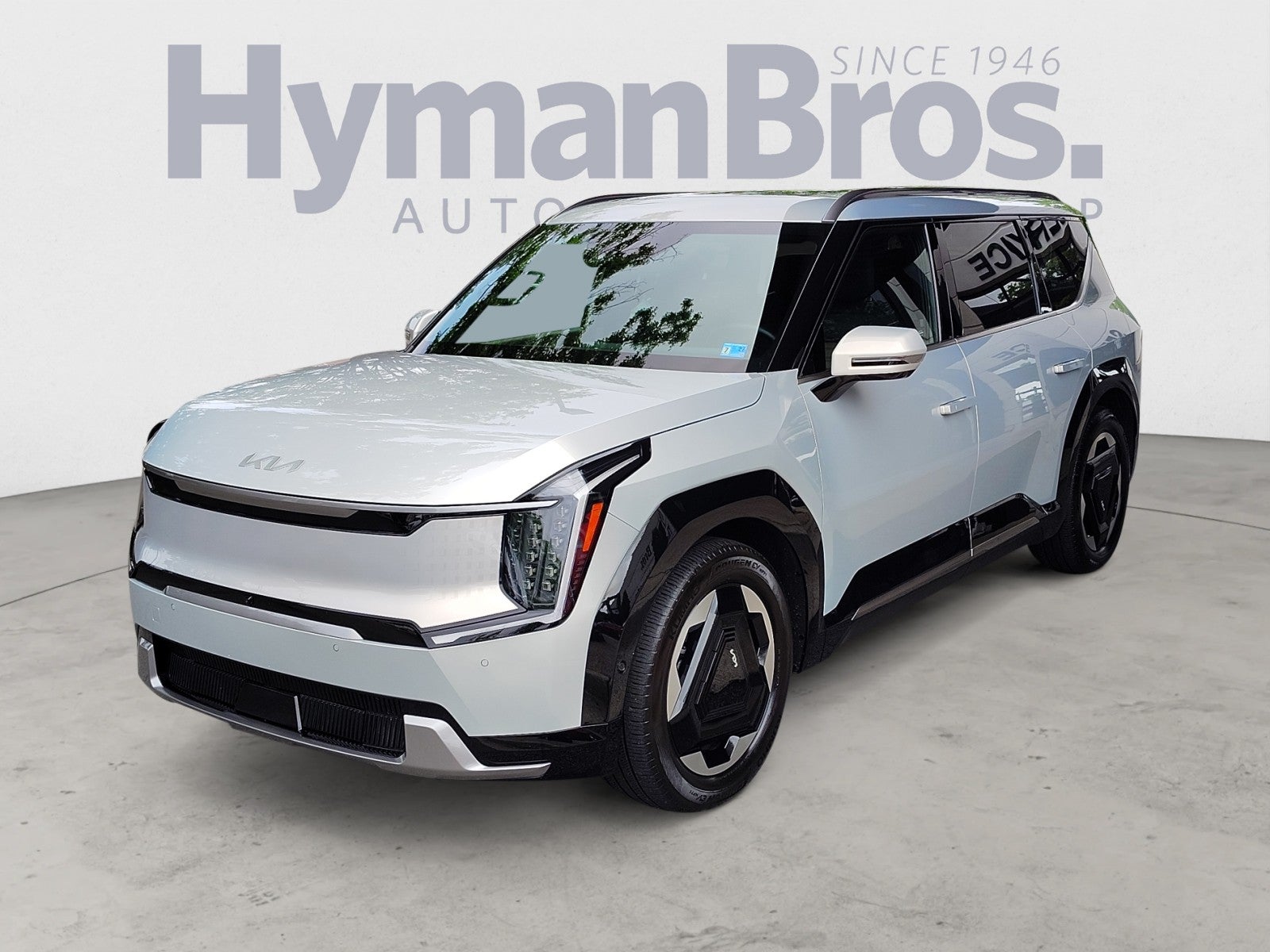2024 Kia EV9 Land | VIP Seating, Towing Package