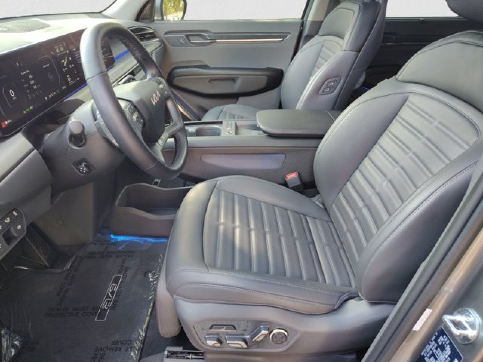 2024 Kia EV9 Land AWD | VIP Seating