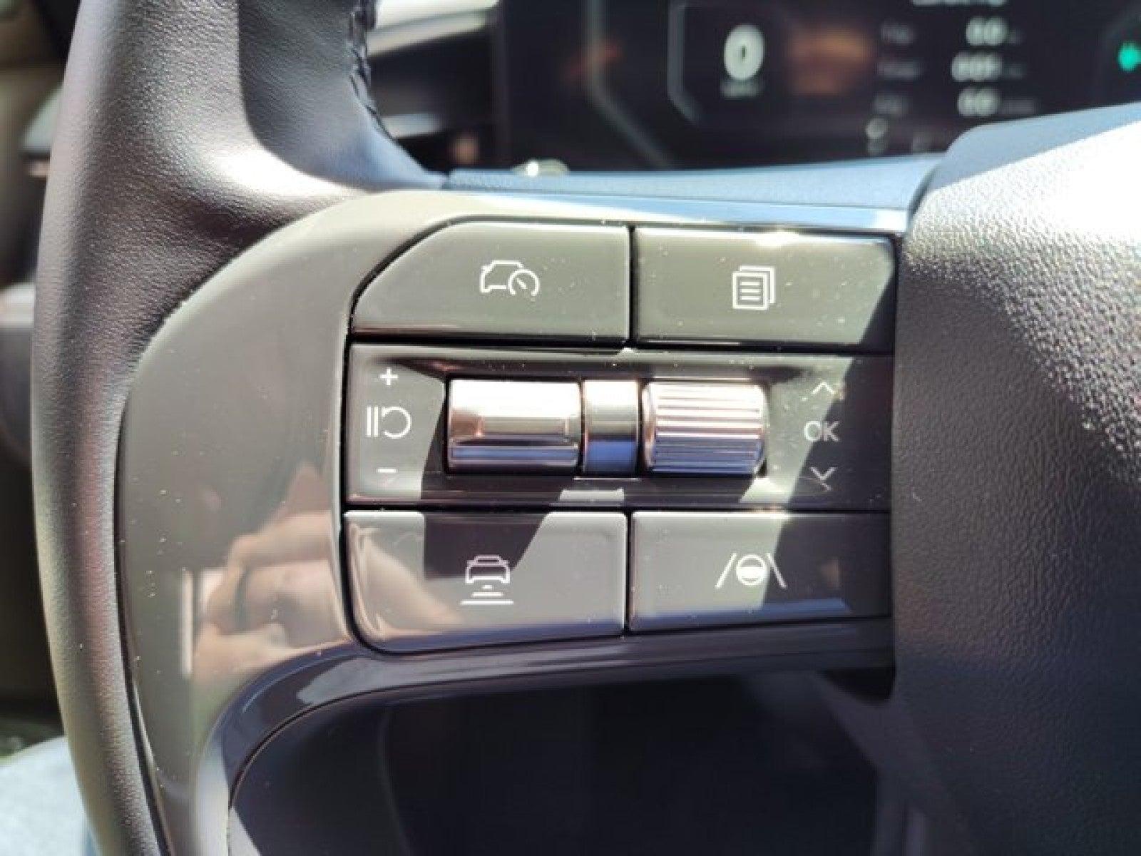 2024 Kia EV9 GT-Line AWD | VIP Seating
