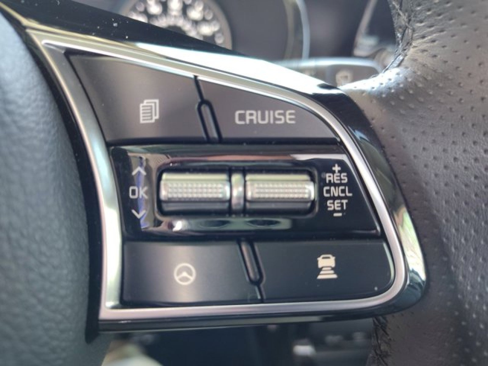 2023 Kia Seltos SX AWD | Sunroof