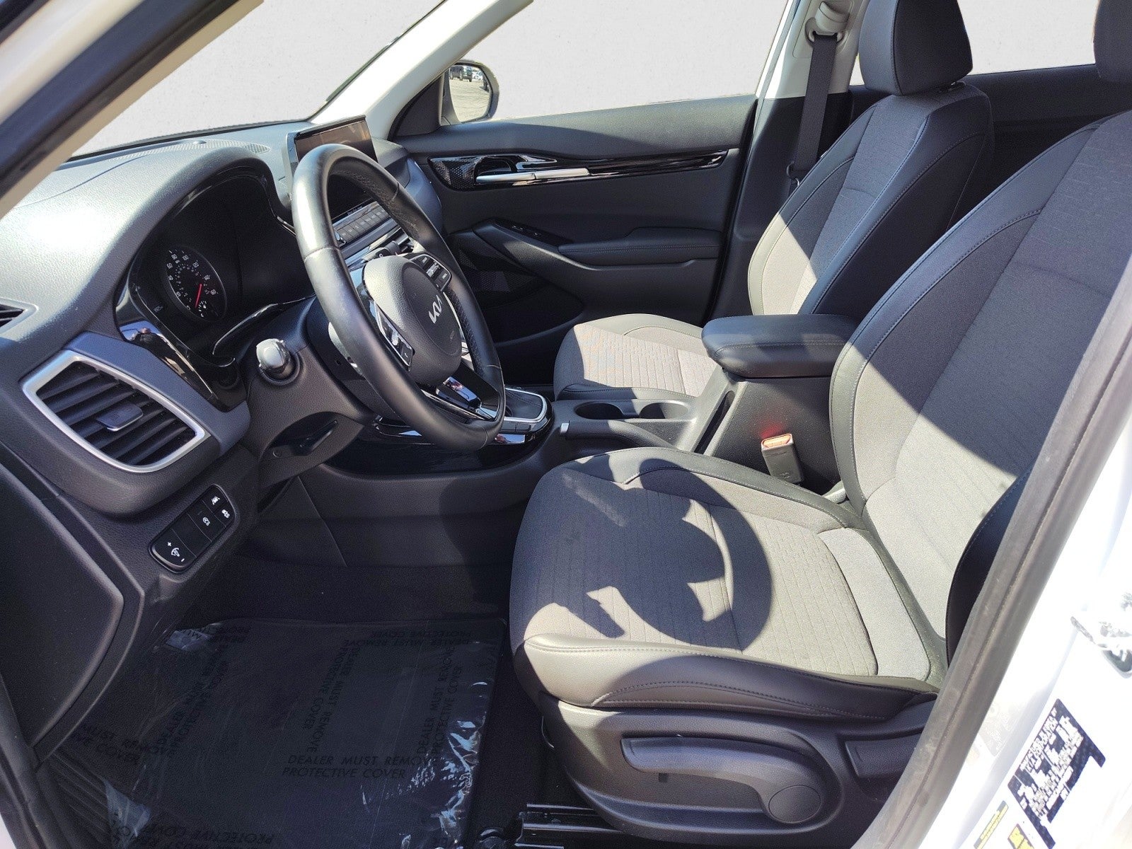 2023 Kia Seltos S AWD | navigation