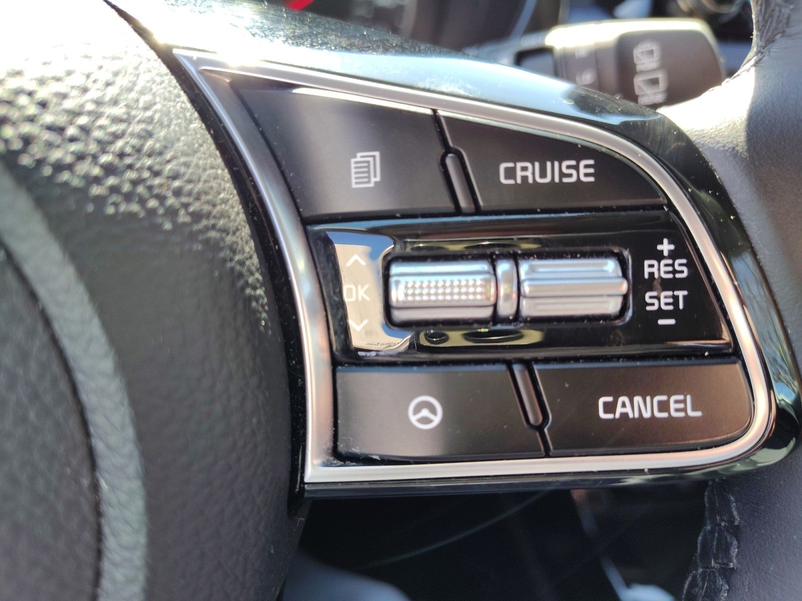 2023 Kia Seltos S AWD | navigation