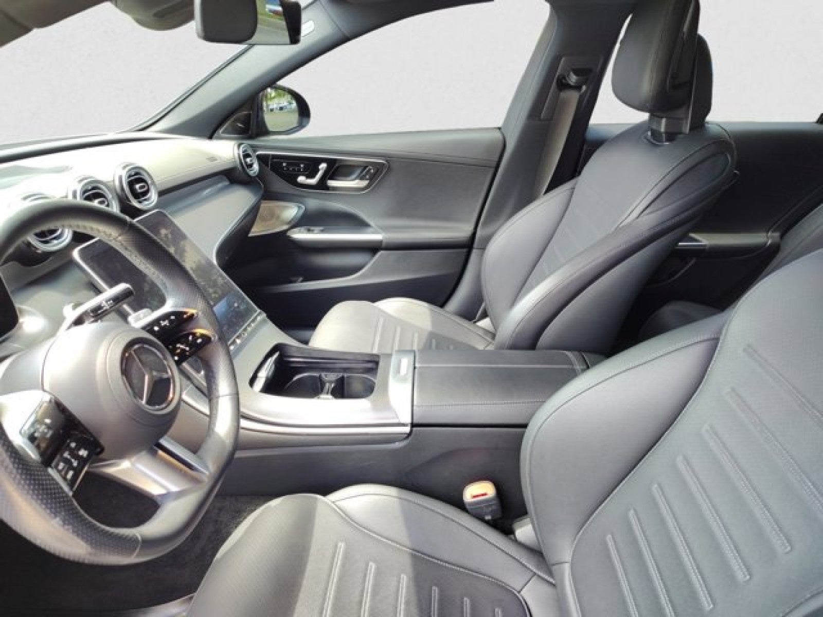 2024 Mercedes-Benz C-Class C 300 4MATIC® | Pano, AMG® night, distronic