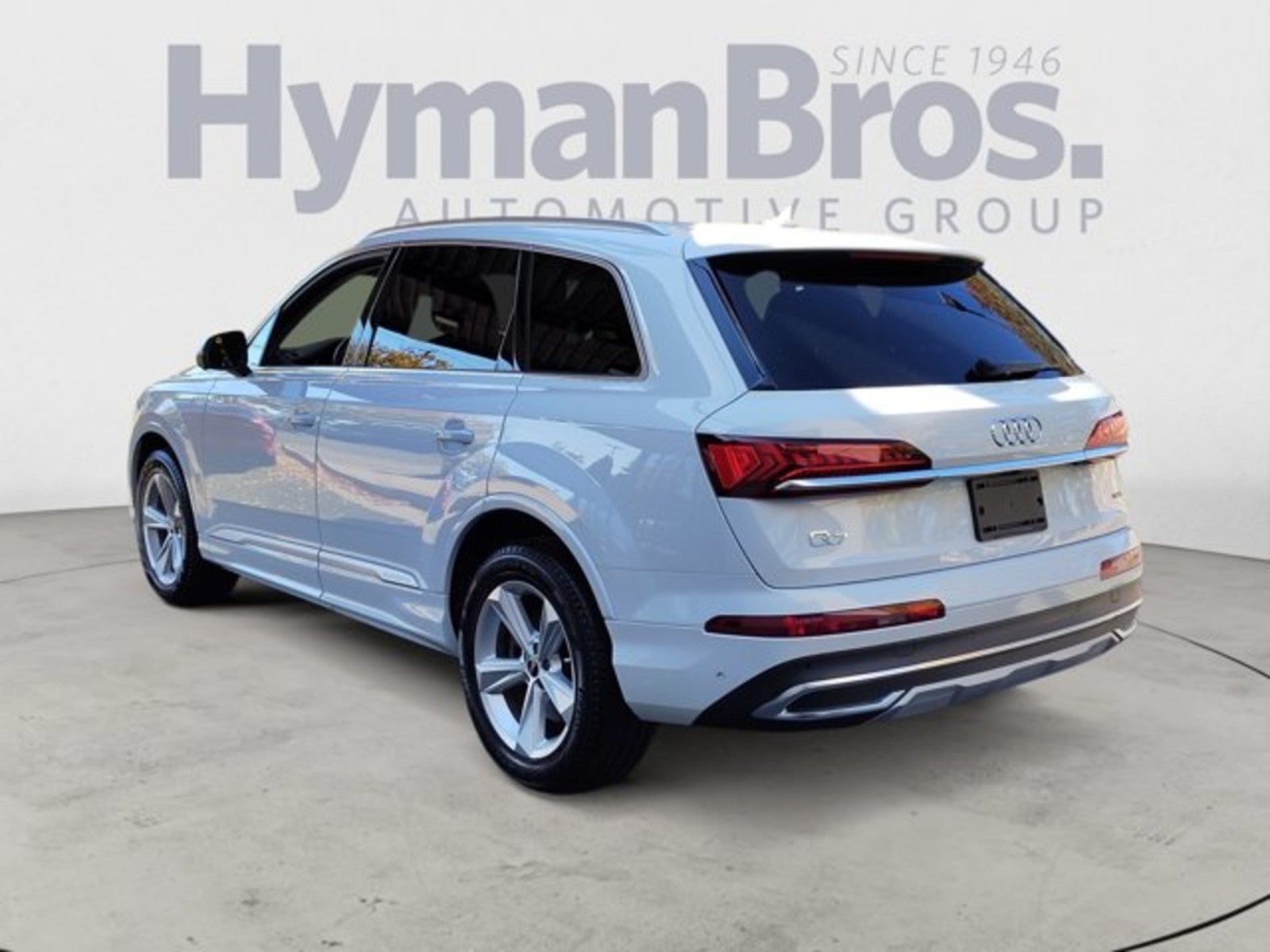 2023 Audi Q7 Premium quattro | Convenience Pacakge, Pearl white