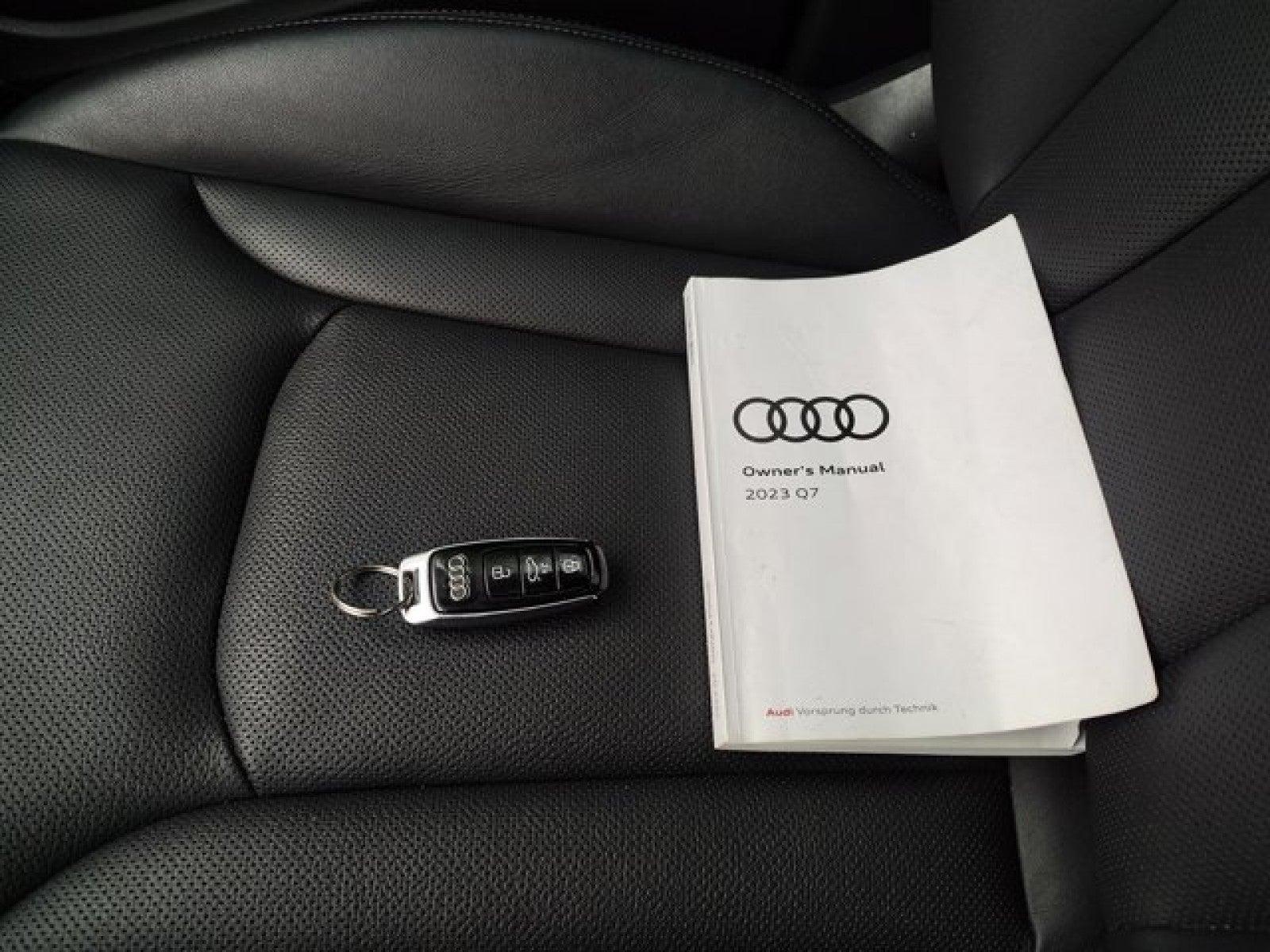 2023 Audi Q7 Premium Plus