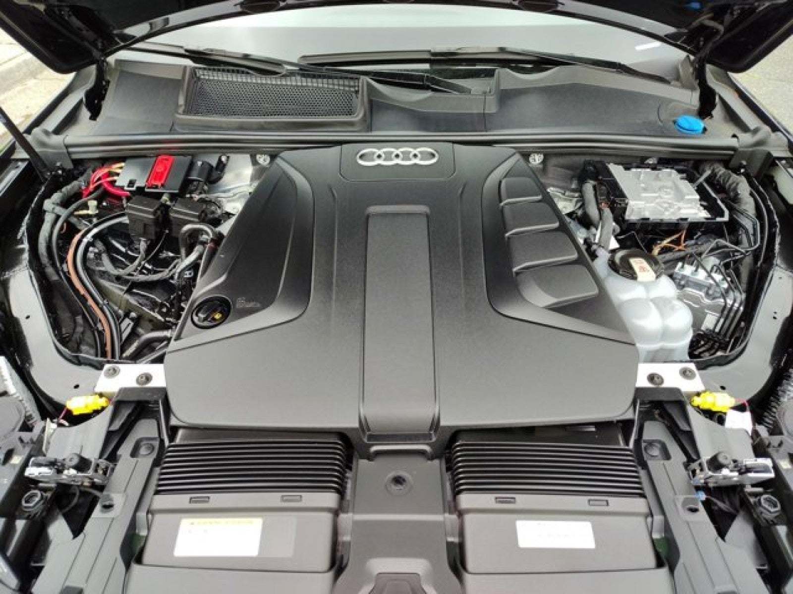 2023 Audi Q7 Premium Plus