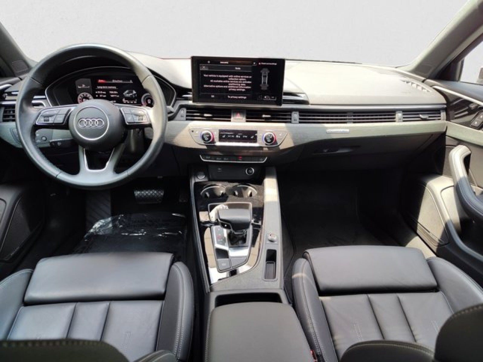 2022 Audi A4 Sedan S line Premium Plus