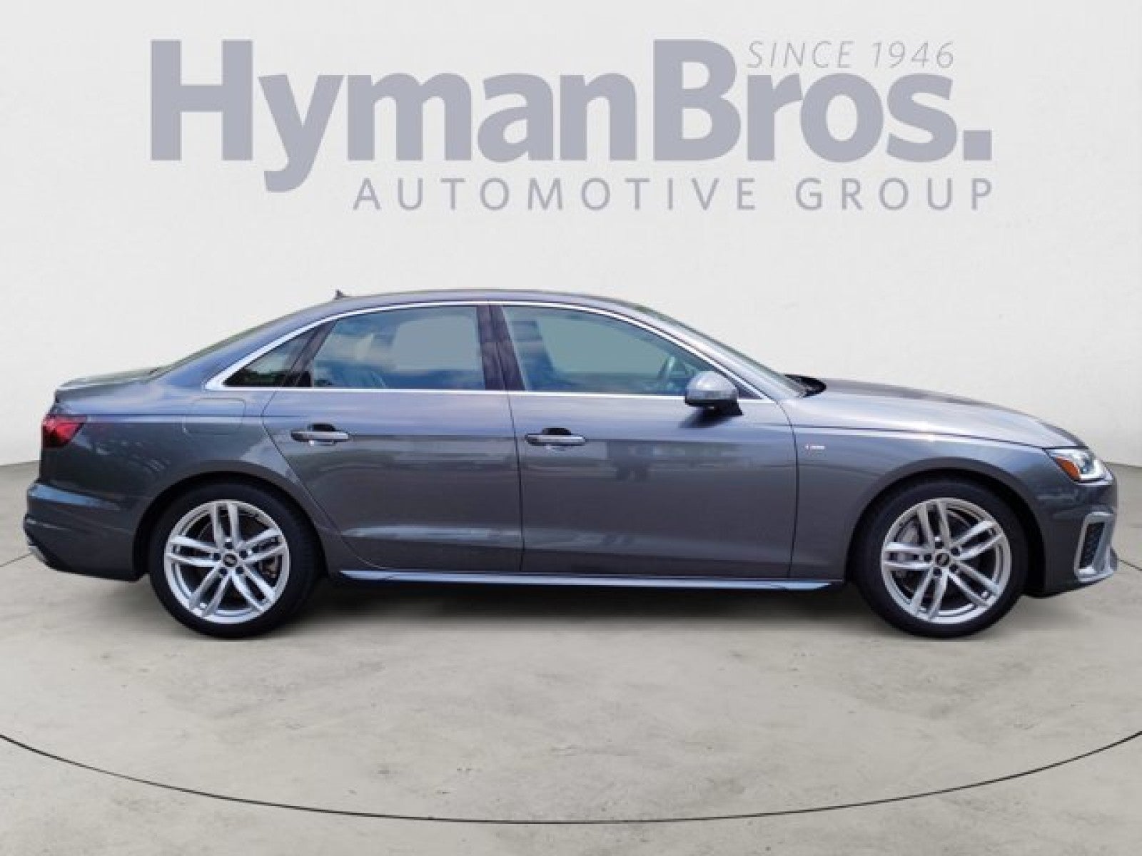 2022 Audi A4 Sedan S line Premium Plus
