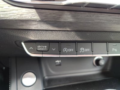 2022 Audi A4 Sedan S line Premium Plus