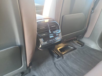 2023 BMW iX xDrive50, Drive assist pro