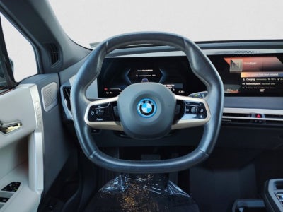 2023 BMW iX M60, Executive Package