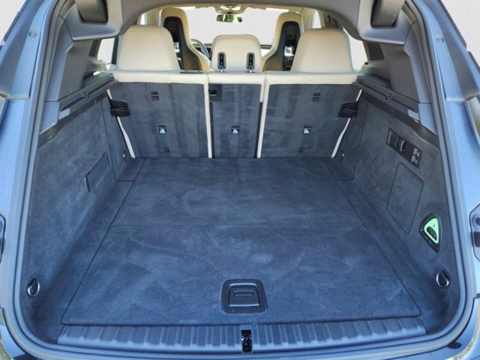 2023 BMW iX M60, Executive Package