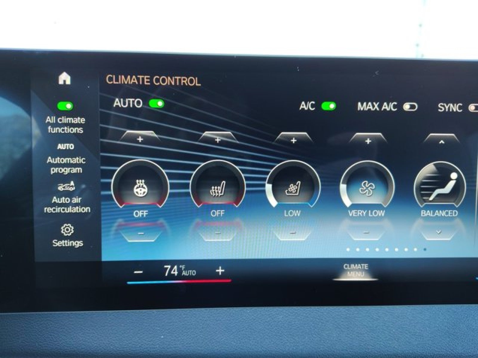 2023 BMW iX M60, Executive Package