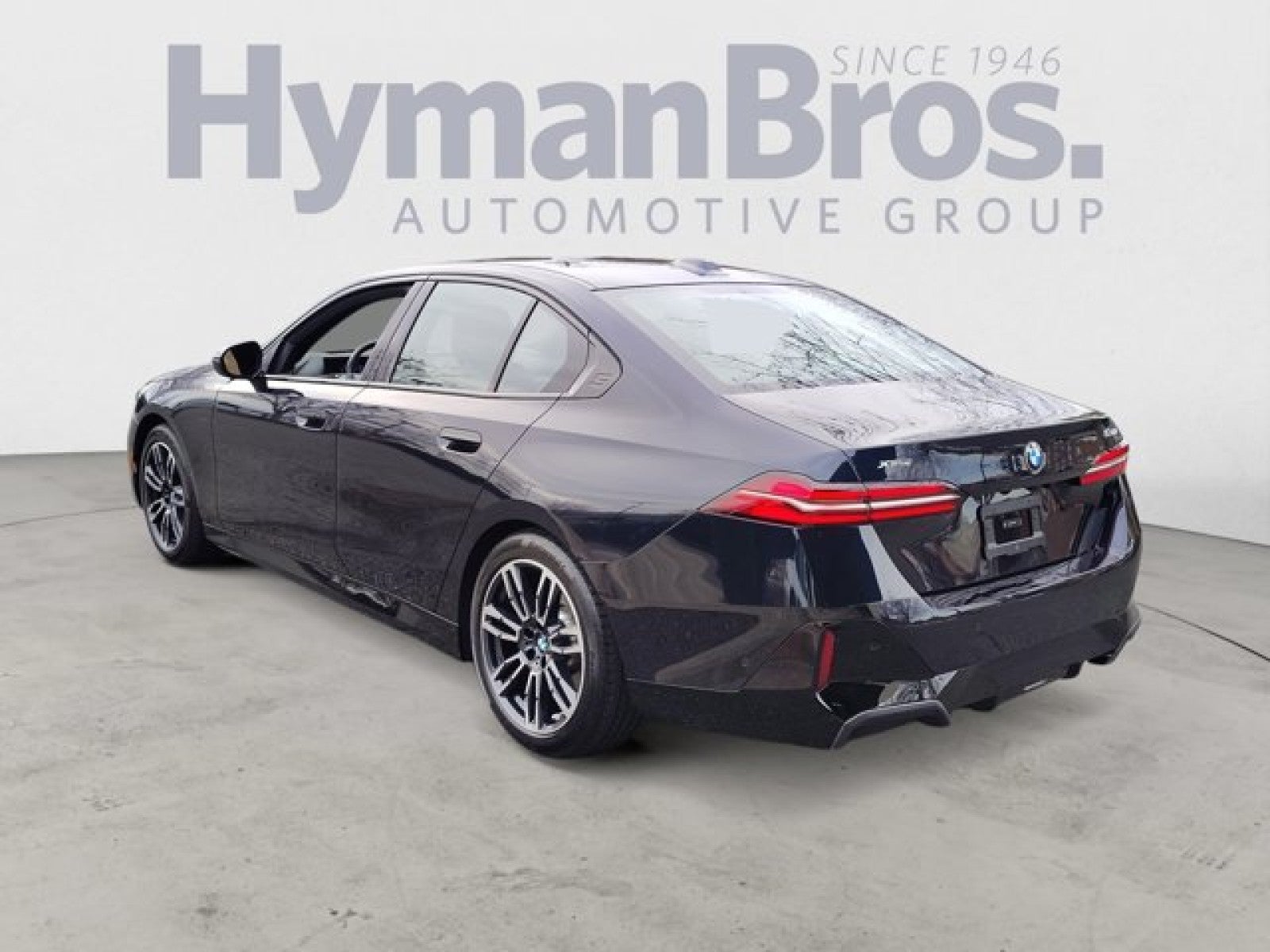 2024 BMW 5 Series 530i xDrive | M Sport Pkg, Premium Pkg