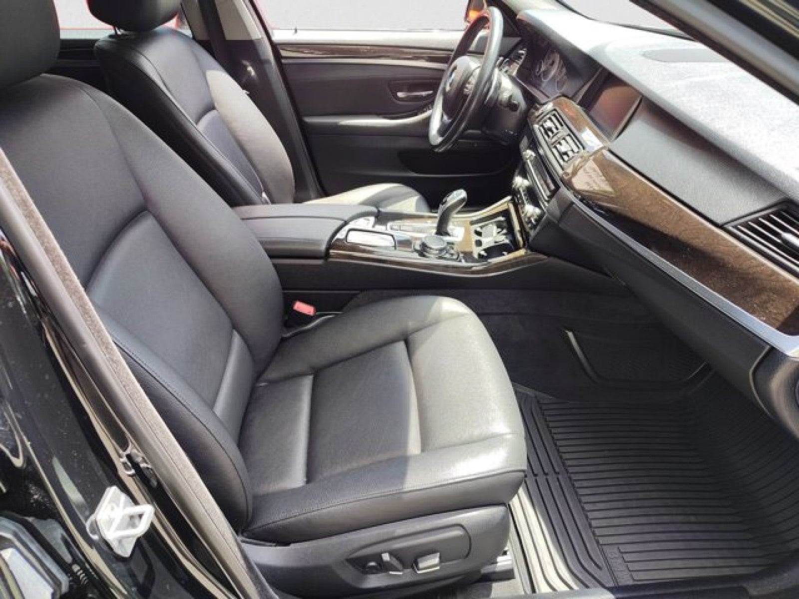 2016 BMW 5 Series 528i xDrive