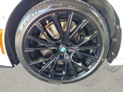 2022 BMW 7 Series 750i xDrive | M Sport, Executive